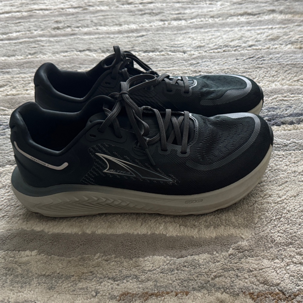 Altra Paradigm 7